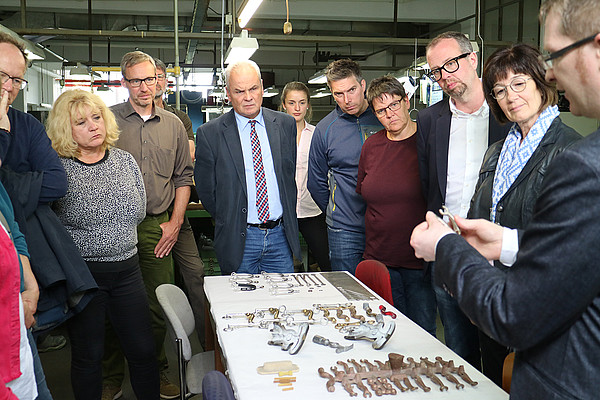 SCHULEWIRTSCHAFT bei Herm. Sprenger Metallwarenfabrik